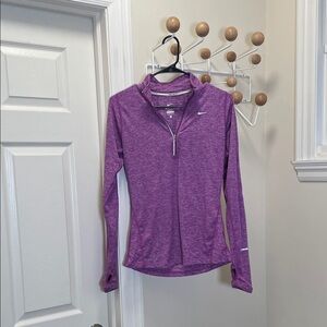 Nike - Dri-Fit Classic Running Long Sleeve Top - Purple - xs